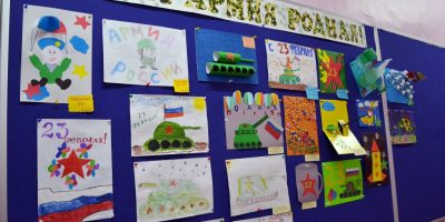 В детском саду открылась выставка детских работ «Наша армия родная!»