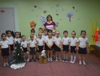 9 декабря в детском саду прошло спортивное развлечение для детей средней группы «Прогулка на зимнюю полянку»