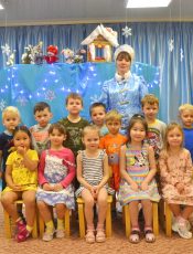 20 января прошёл кукольный спектакль «Новый год в лесу» для воспитанников младшего и среднего возраста